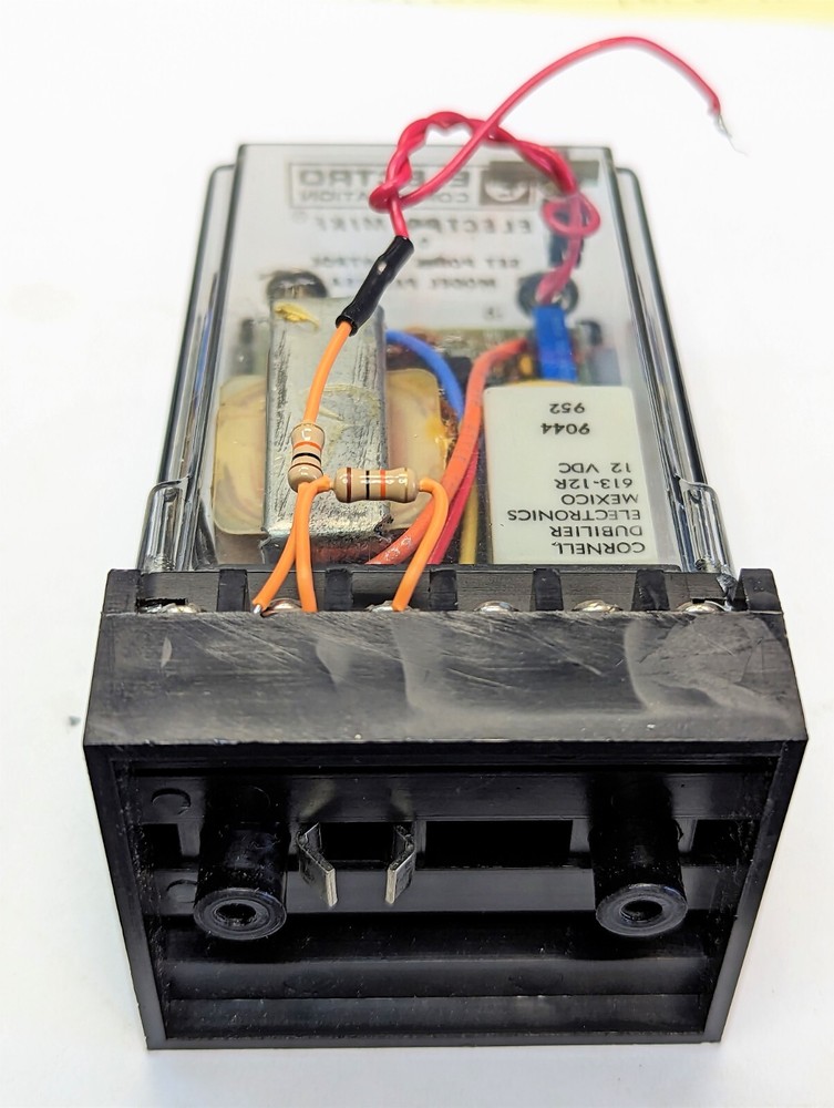 Electro-Mike PAC 025A Control Relay WORKING PULL WITH SOCKET [OF31]