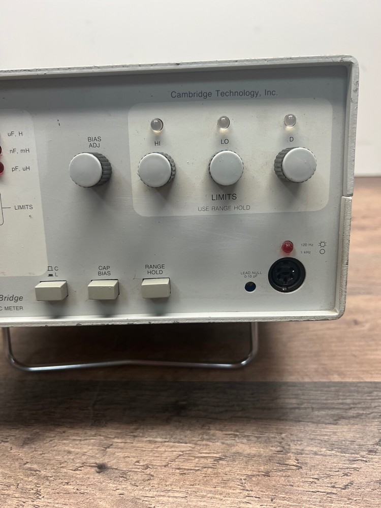 Cambridge Technology 520 Comparator Bridge