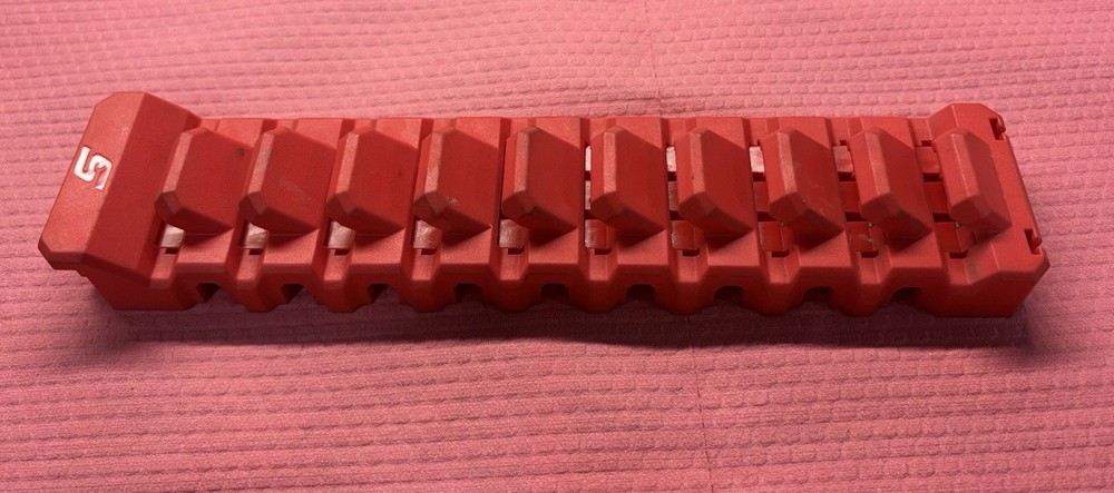 Snap On Tools Magnetic Tool Box 10 wrenches holder Red Flexible interlocking