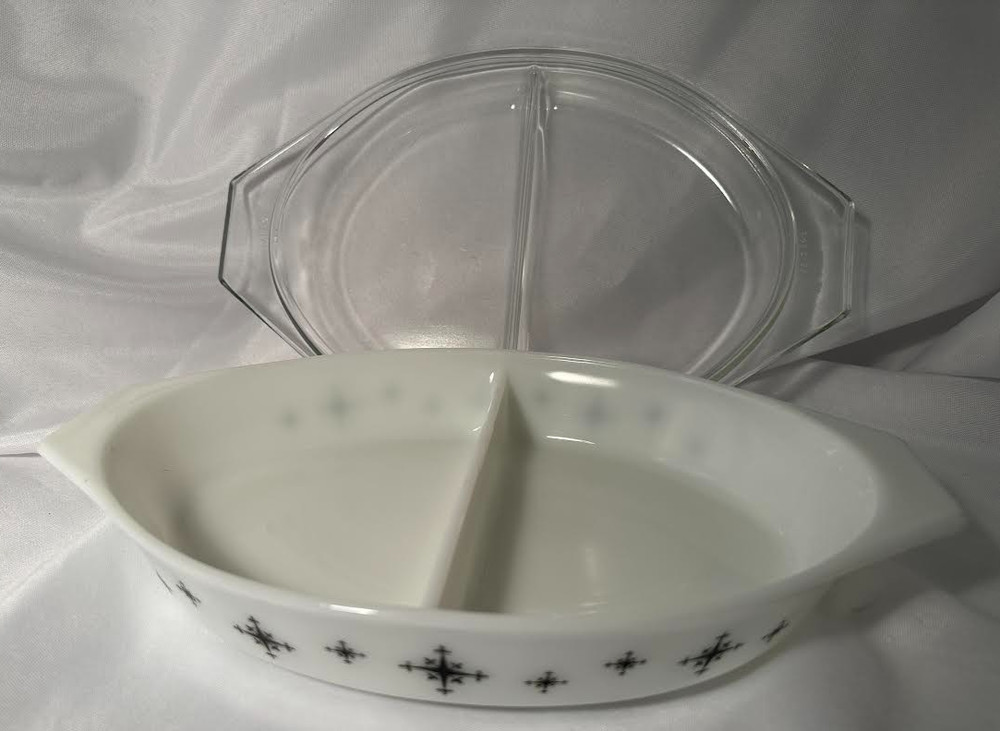 Pyrex Compass devided No Lid