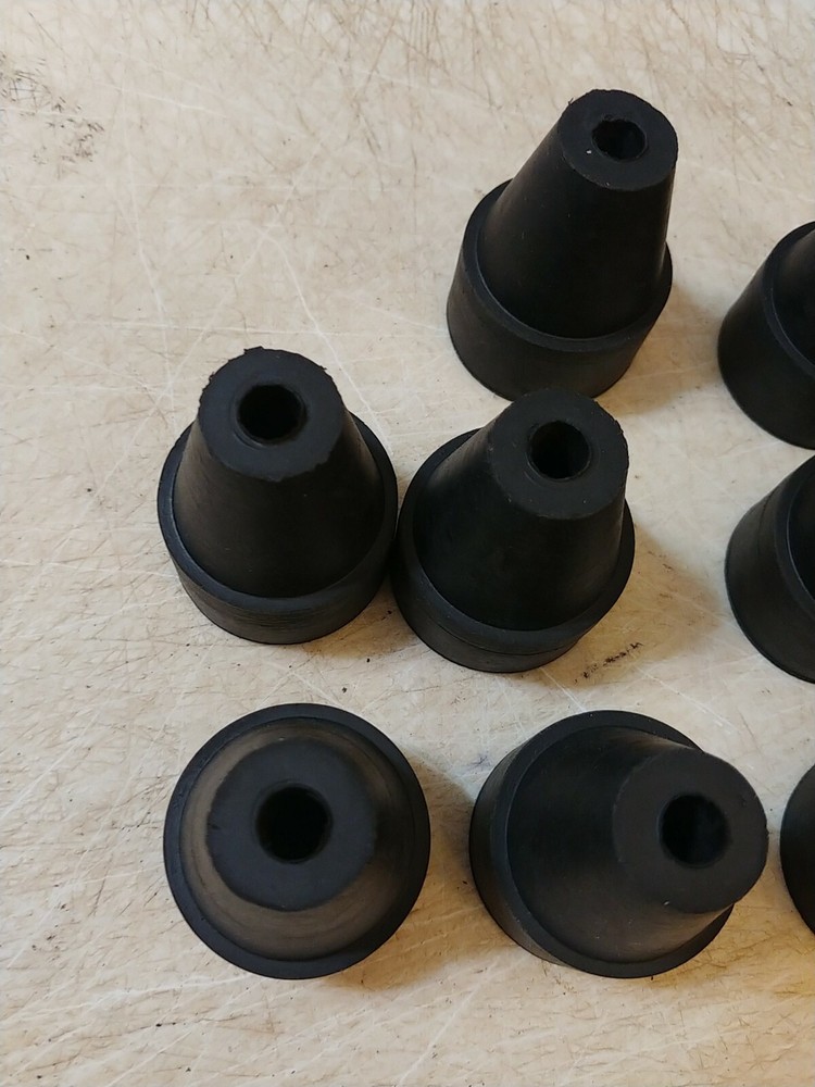 10 LABORATORY RUBBER STOPPERS