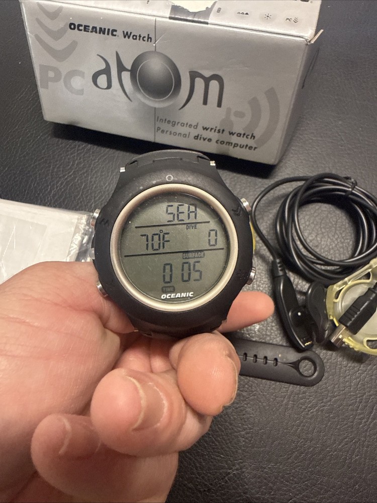 Oceanic Atom Air Integrated Dive Watch With Box A1