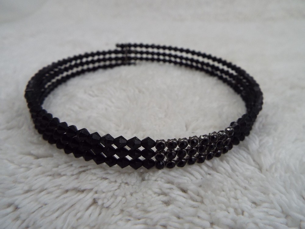 Black Bead Collar Necklace