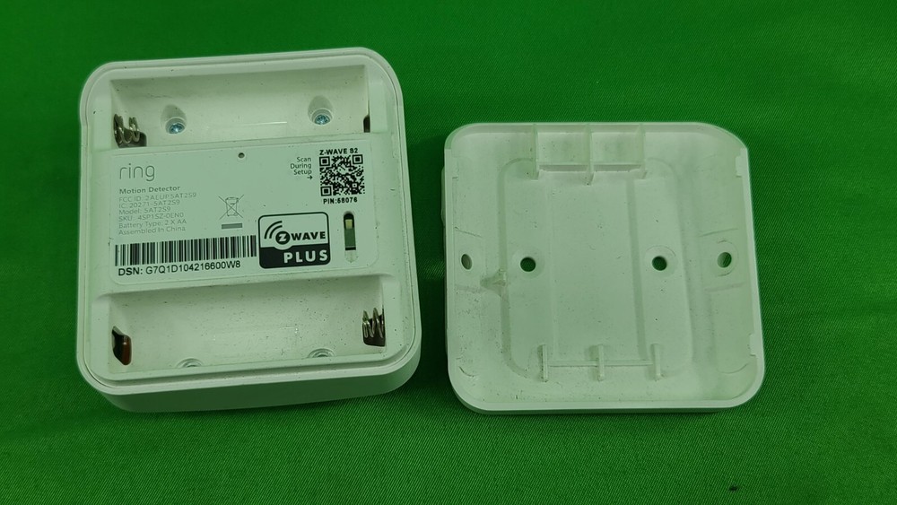 Ring Alarm Motion Detector - 2nd Gen - White - 5AT2S9