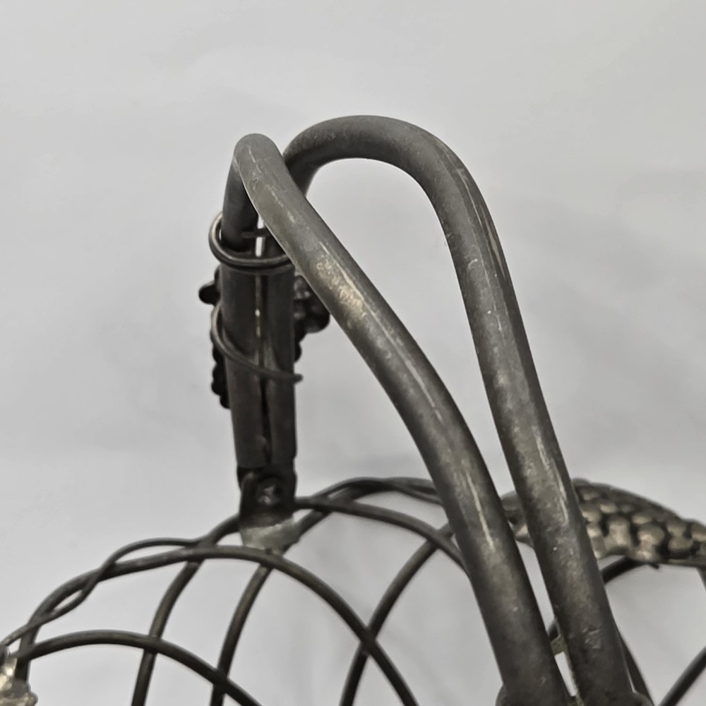 Studio Silversmiths By Godinger SILVER PLATE WIRE BASKET GRAPEVINE Swing Handle