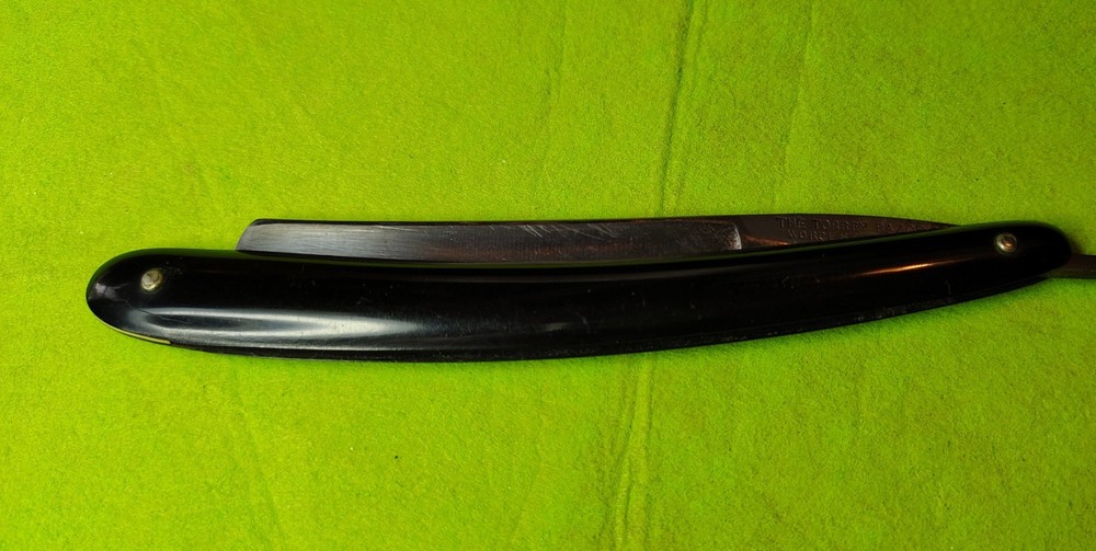 The Torrey Razor Straight Razor