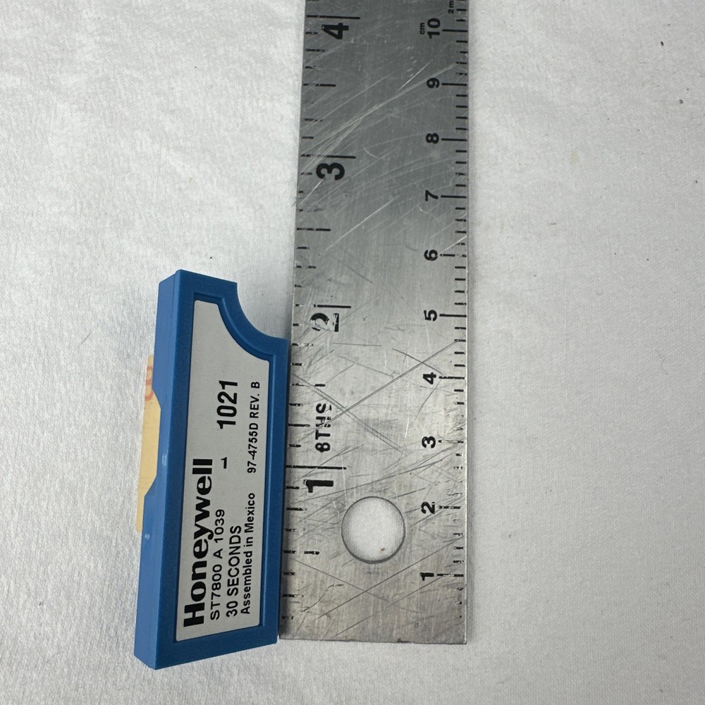 Honeywell ST7800A1039 Programmer Module RM7800 Burner Control 30s Purge NEW
