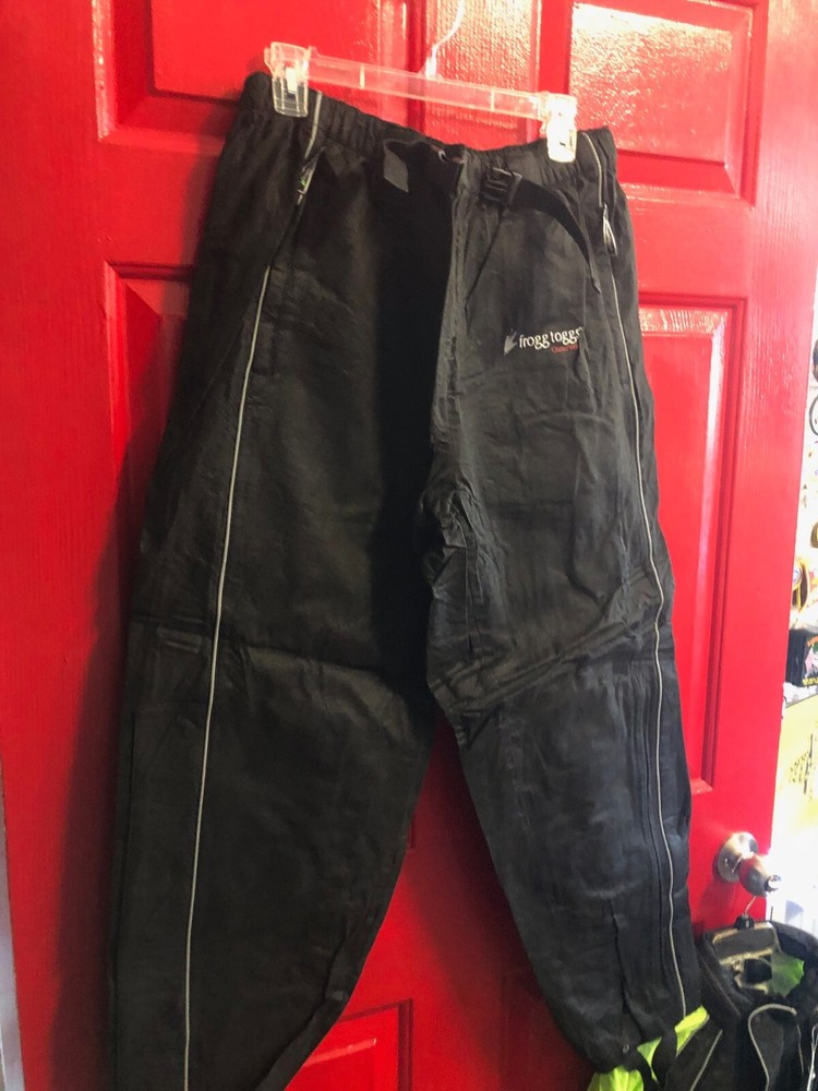 Frogg Toggs Rain Suit Small