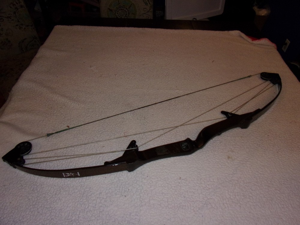 Bear Archery Whitetail Hunter Compound Bow