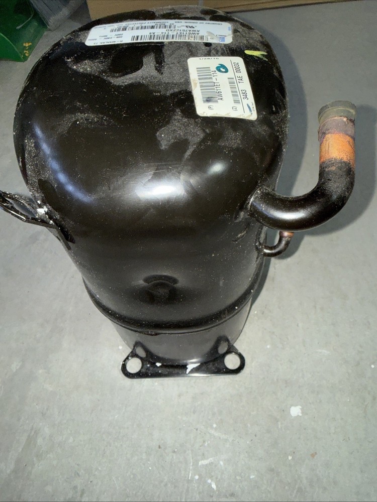 TECUMSEH AW611ET-114-A4 Compressor Untested