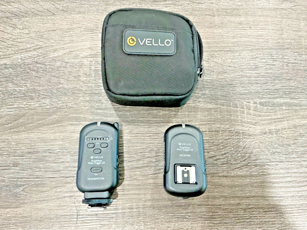 VELLO FREEWAVE LR WIRELESS FLASH TRIGGER/RECEIVER KIT NO BOX VELLO POUCH INCLUDE