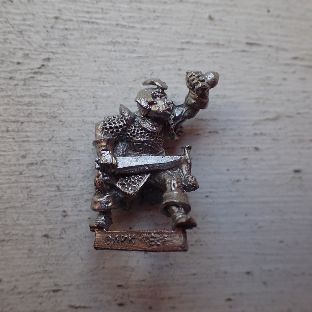 Citadel Warhammer 80s C09 Dark Elf Darthar Quickblade