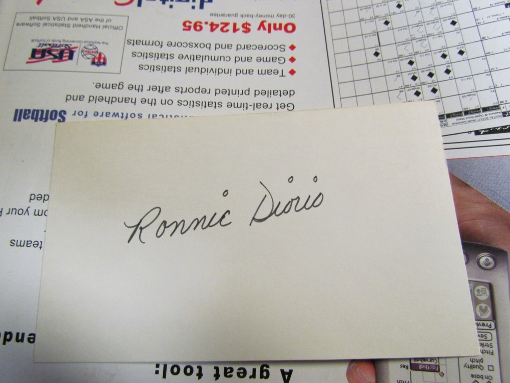 Ron Diorio autographed index card