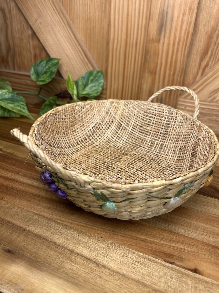 Vtg Raffia Decorated Woven Wicker Casserole Baskets Fruit Vegetable Boho Kitchen