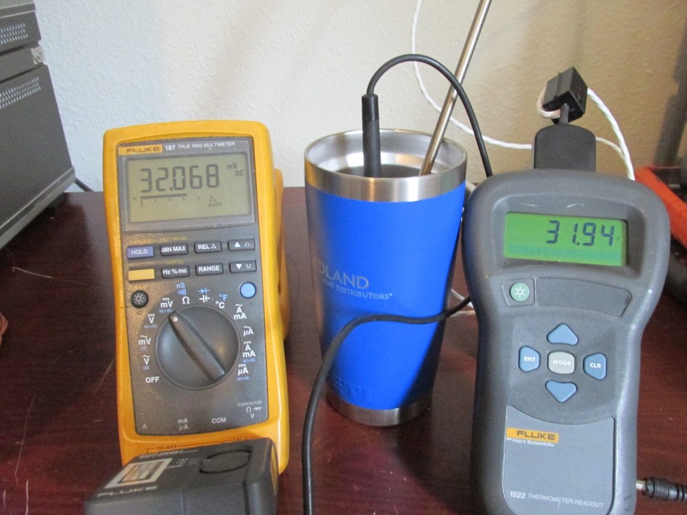 Fluke 80T-150U Universal Temperature Probe **TESTED**