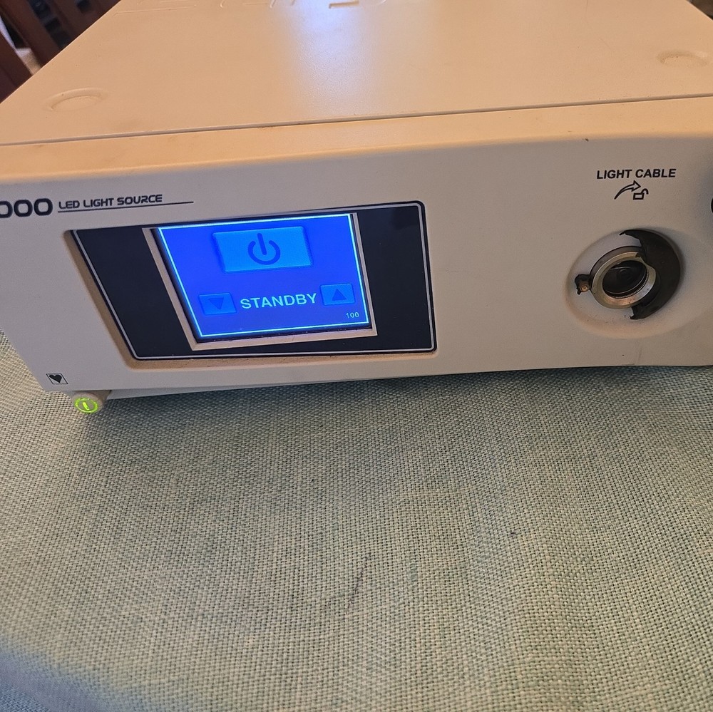 Stryker  L9000 LED Light Source