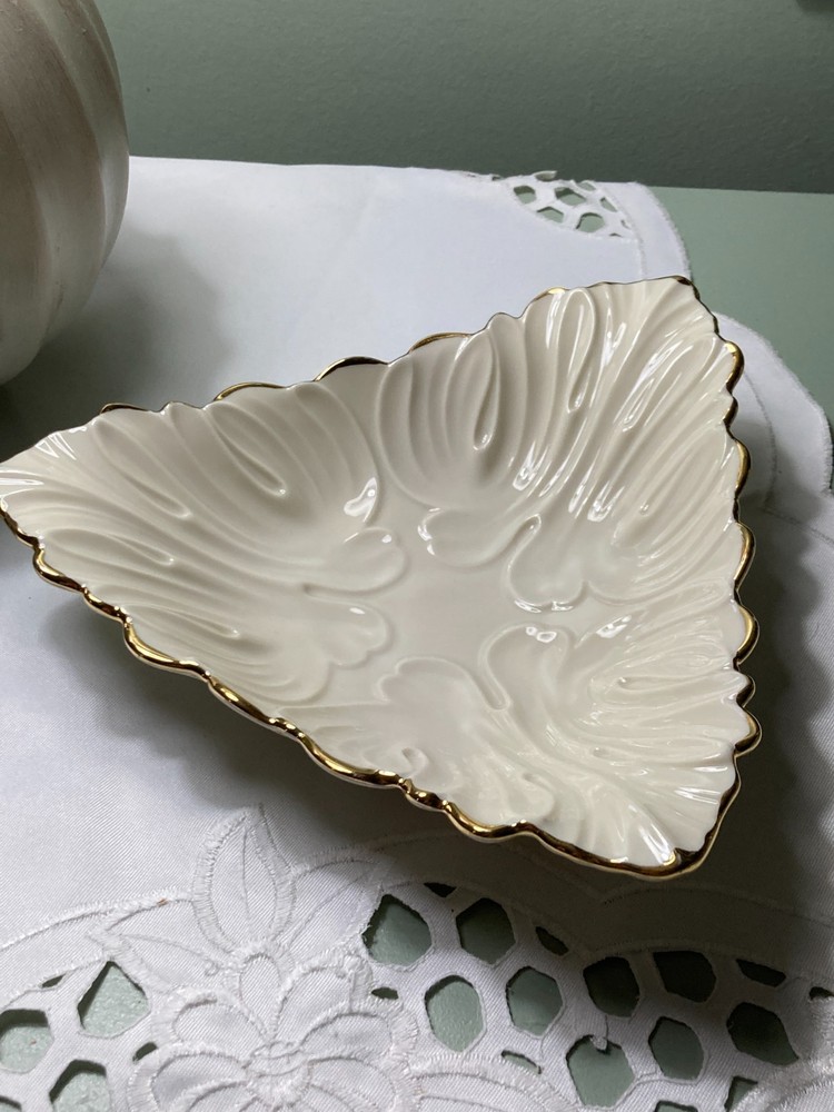 Lenox Triad Collection Triangle Dish Handcrafted Bone China