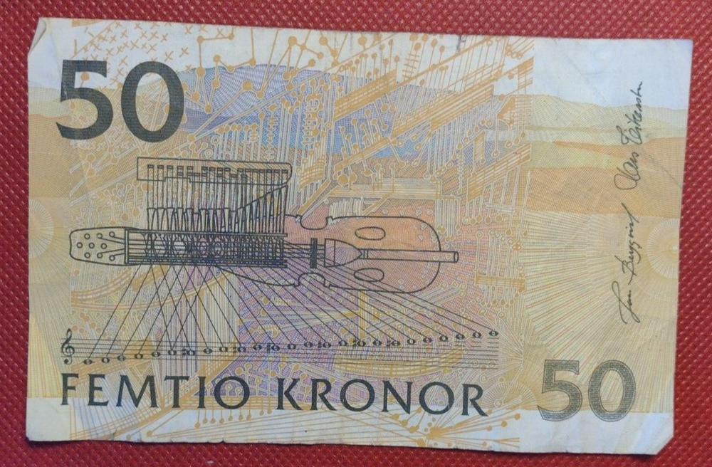 Sweden & Estonia Banknotes (B150)
