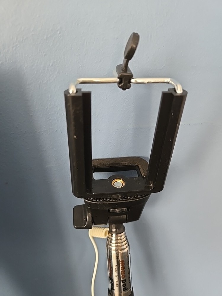 Cable Take Pole Model:Z07-55 Selfie Stick 39"