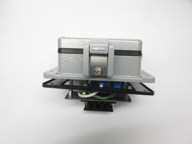 MENCOM DHDP-8M-R-32 NSMP