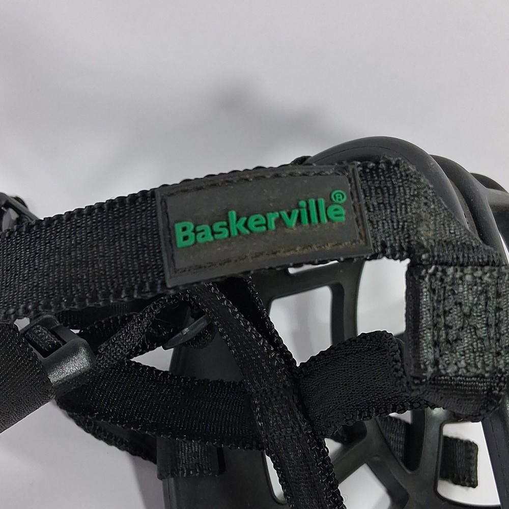 Baskerville Ultra Dog Muzzle Size 6 Black Plastic Nylon Non Breed Specific