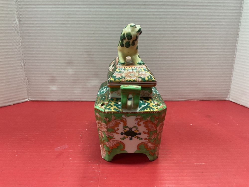 censer foo dog lid included