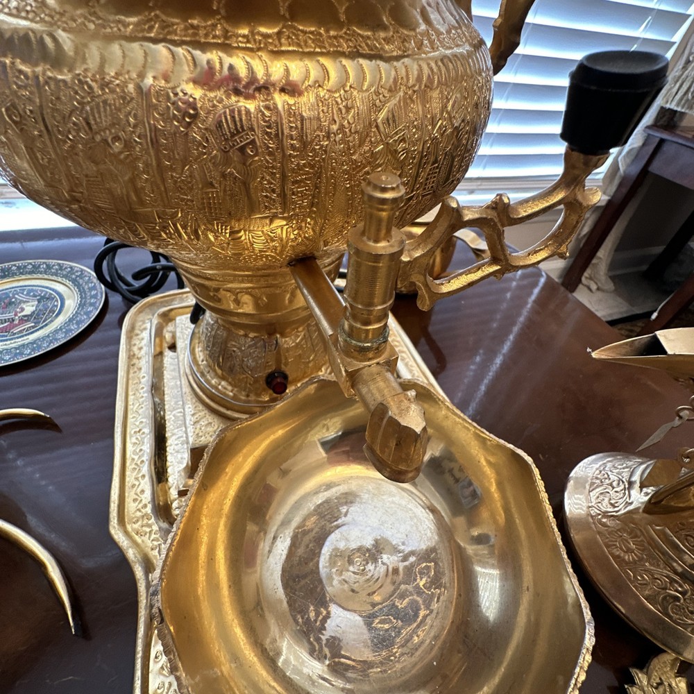 SAMOVAR
