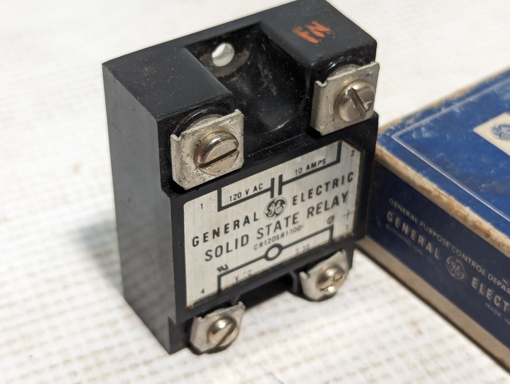 General Electric Solid State Relay CR120SR110D