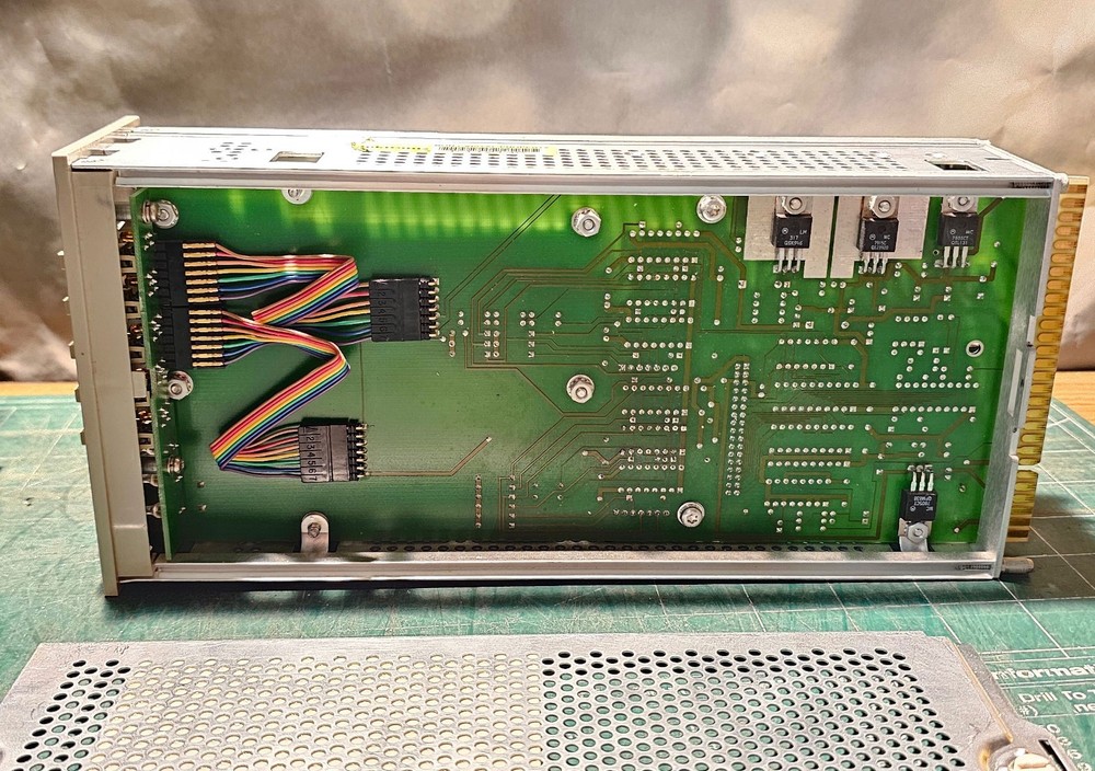 Tektronix AT5010 GPIB Programmable Attenuator – TM5000 Plug-In – Untested
