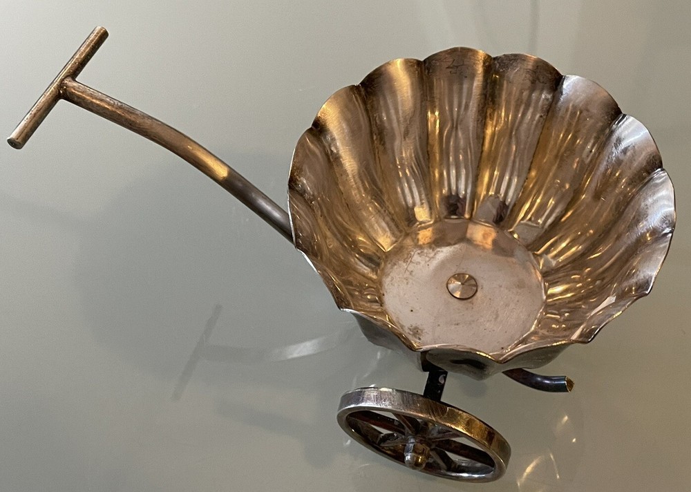 Raimond Silverplate Italy Server Push Wagon Bowl Height 3-3/4”