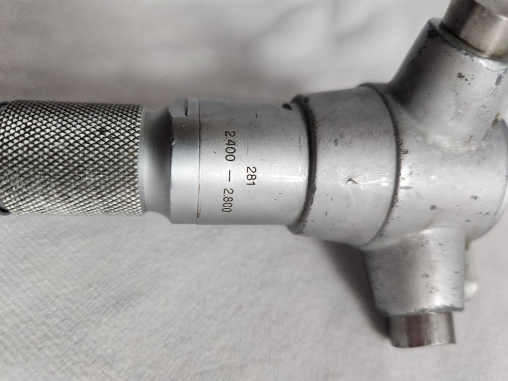Brown & Sharpe Internal Bore Micrometer Range 2.400"- 2.800” - Model 281 W/ring