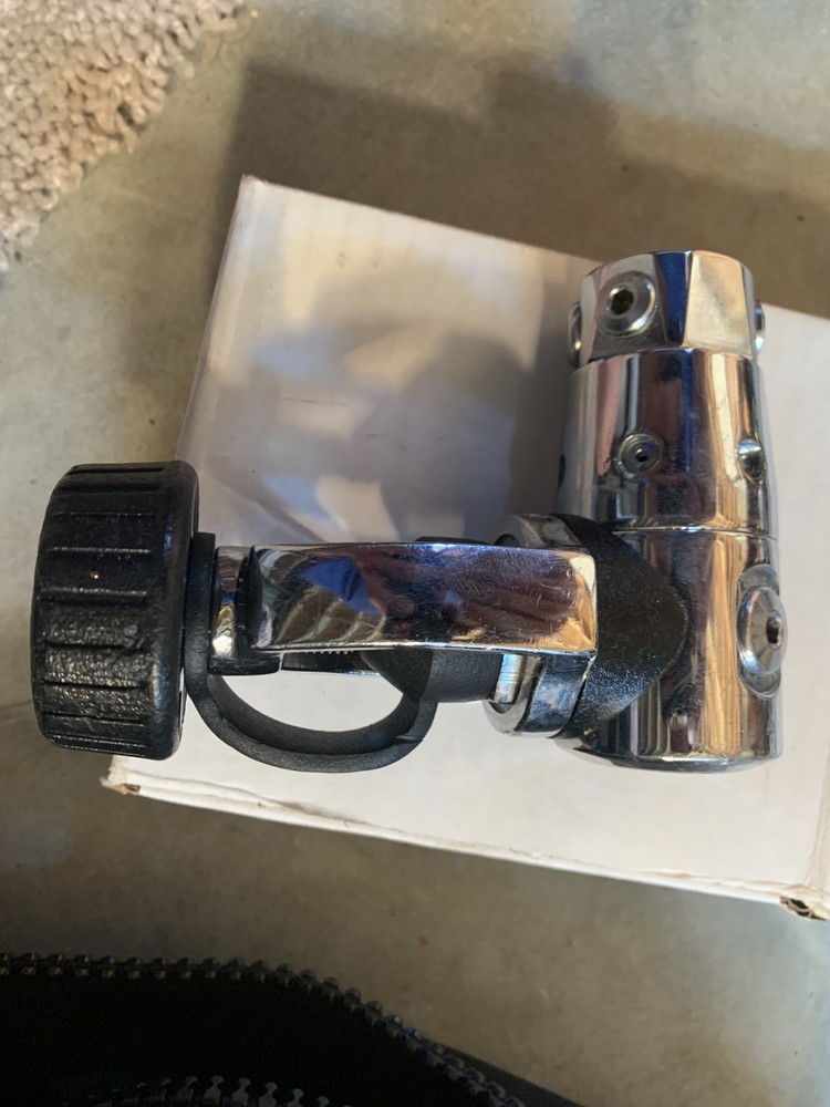 OCEANIC Balanced Piston Regulator First Stage