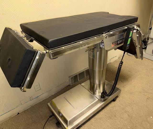 SKYTRON 6500 HD O.R. table