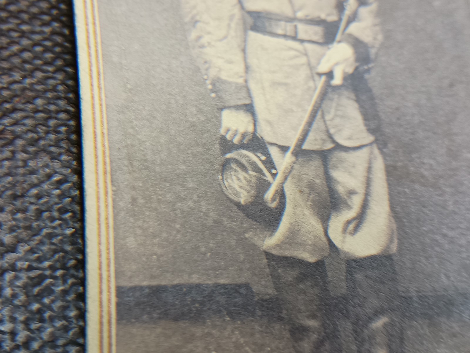 RARE CDV CONFEDERATE Captain W/ Sword South Carolina Photographer Cooley/Becket