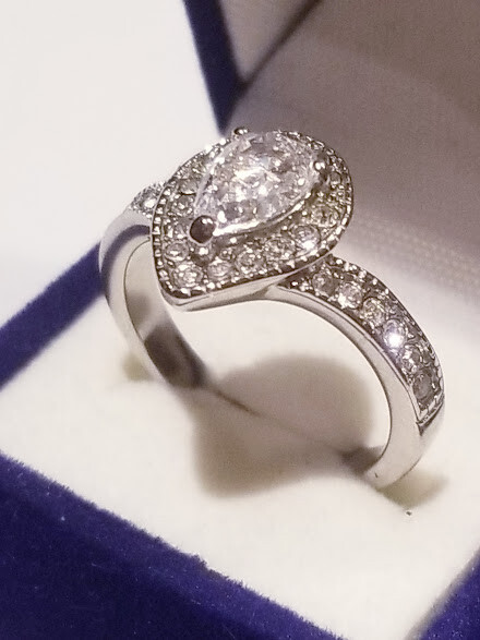 CLEARANCE Pear Halo simulated Diamond Solitaire Engagement Ring Stainless steel