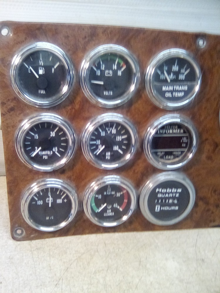2002 Peterbilt 378 Gauge Cluster Panel