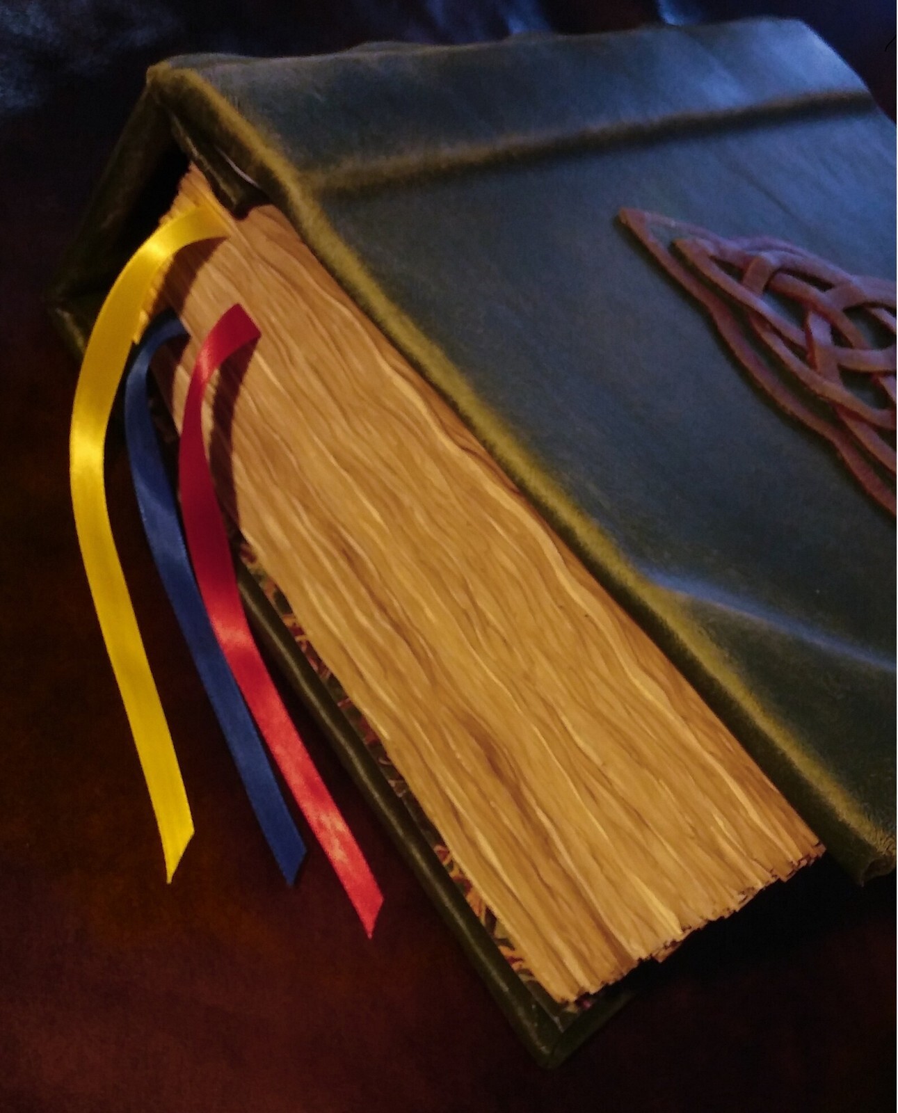 Charmed Inspired Book of Shadows FULL Replica 500 Aged Pages FREE U.S. SHIPPING