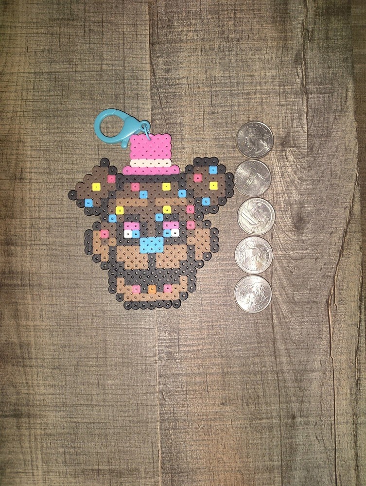 Chocolate/candy Freddy keychain perler 🍫🐻°❀⋆.ೃ࿔*:･