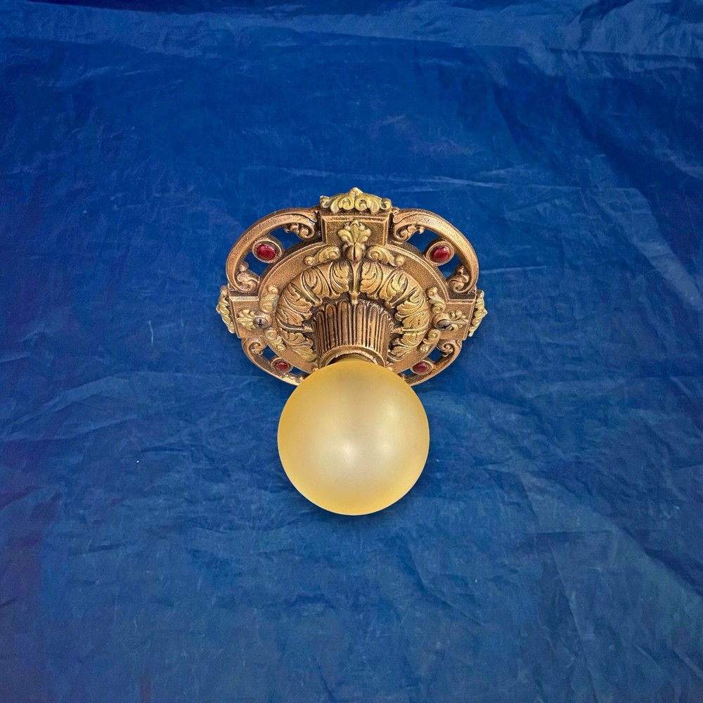 Single Bulb Flush Mount Fixture Rewired 65G