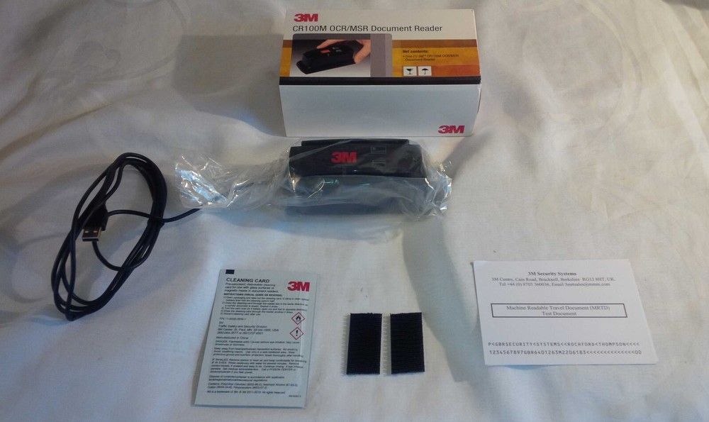 3M CR100M OCR/MSR Document Reader USB Scanner W/ Drivers & WizzForms Trial CD