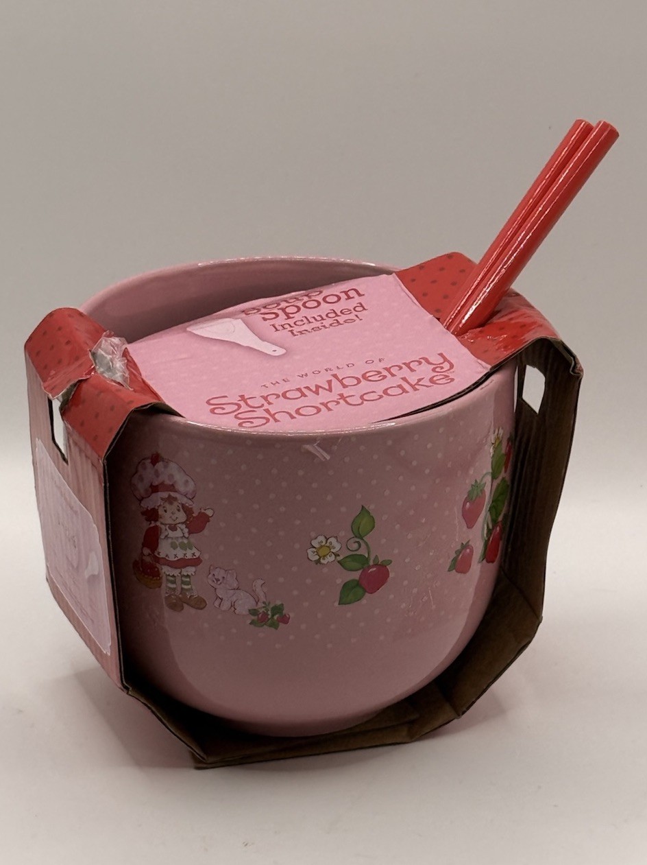 Strawberry Shortcake Pink Ramen Bowl 3piece Set Chopsticks & Spoon 🍓 New In Box