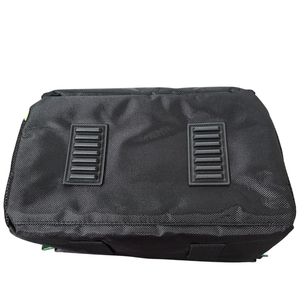 Deco Gear Camera Bag NWOT