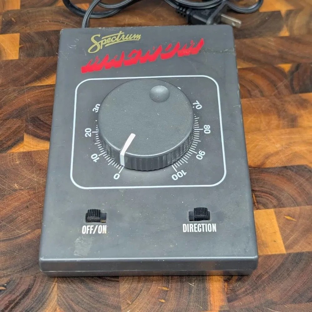 Spectrum Magnum Train Controller  44-6681  Voltage Variable HO & N SCALE