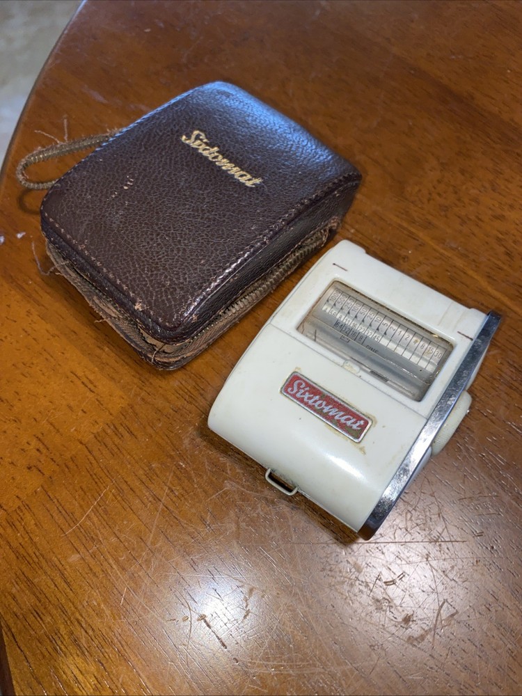 GOSSEN SIXTOMAT LIGHT, EXPOSURE METER W/ CASE *WORKS” Per Owner