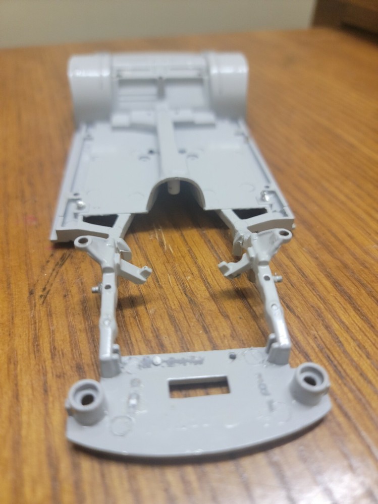 1/24 SILVER DIECAST METAL FRAME CHASIS