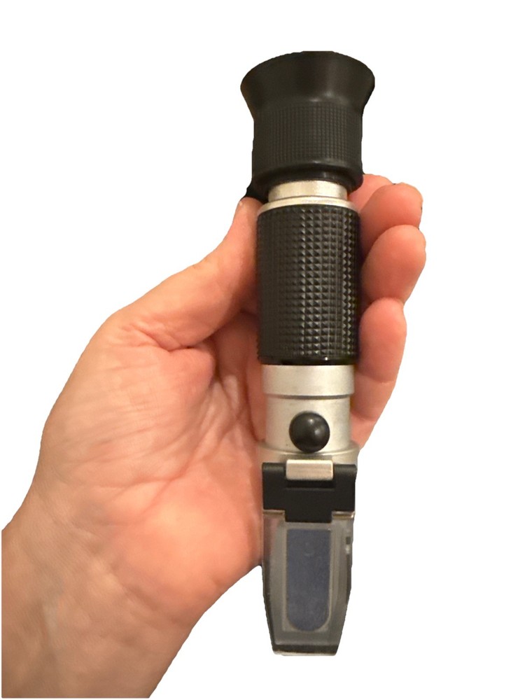 Handheld Brix Refractometer For Sugar Content Portable Salinity Honey Bee Keeper