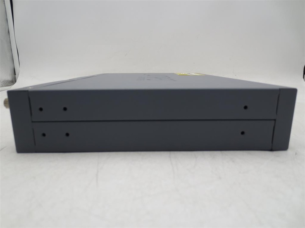 Juniper Networks SRX320 6-Port Firewall