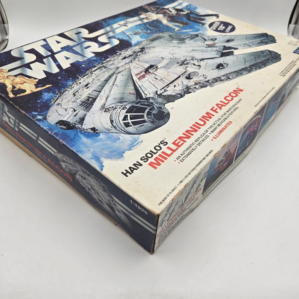 1979 MPC Star Wars Millennium Falcon Model Kit Open Box