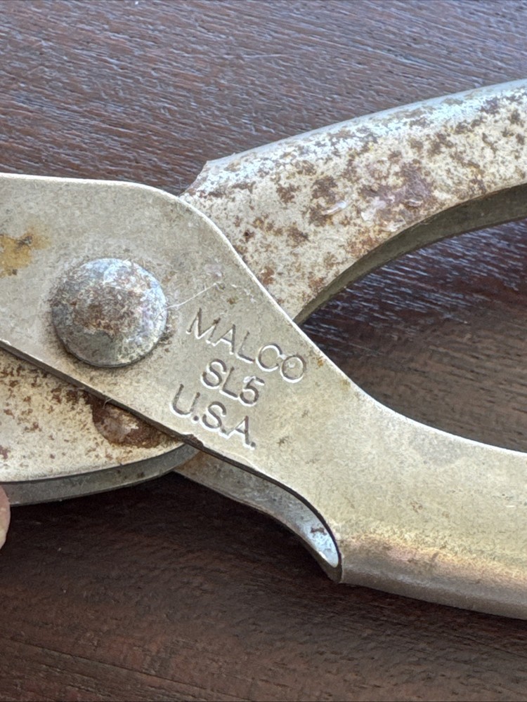 Malco SL5 9 in. Snap Lock Punch