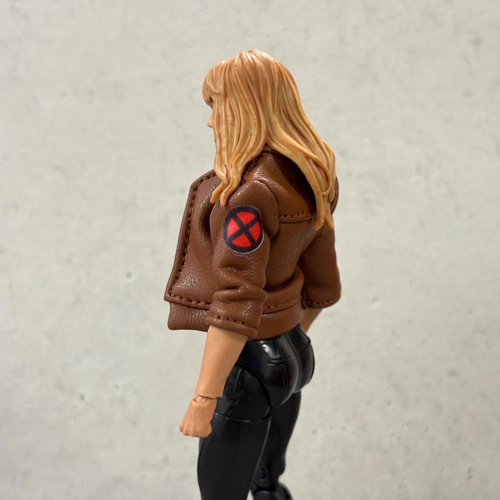 PB-JKT-RO-BRN: 1/12 Brown Short Jacket for 6" Marvel Legends Rogue Figure
